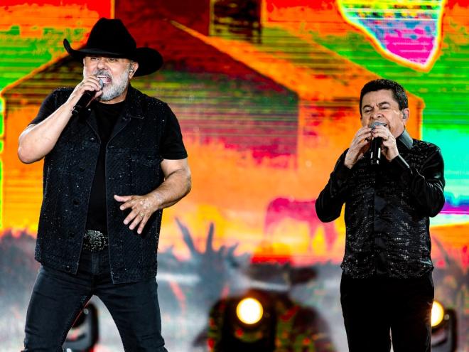 A dupla reforça o sertanejo raiz para as novas gerações