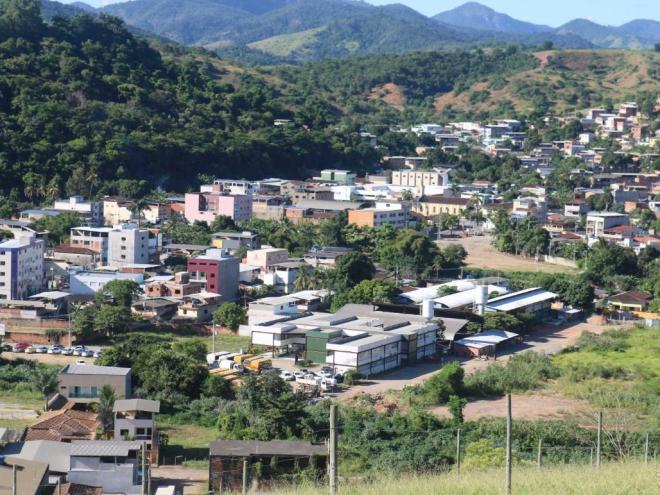 São elegíveis à isenção os eleitores do município que possuam renda per capita mensal de até meio salário mínimo, dentre outros requisitos