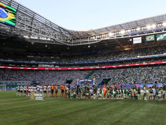 O Allianz Parque, do Palmeiras, é um dos três estádios que utilizam o gramado sintético no Brasil