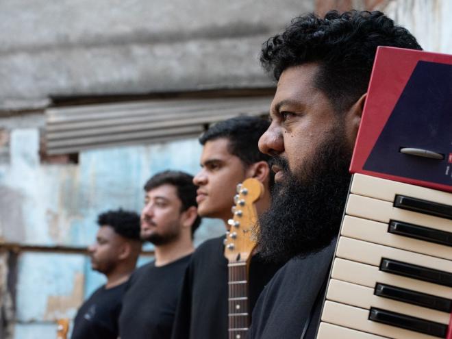 O Yauaretê apresenta uma fusão entre funk, soul, samba, baião e maracatu