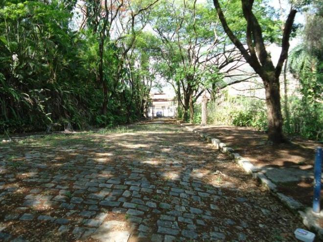 Sede campestre do antigo Clube Choupana, em Timóteo, em ruínas há mais de 25 anos 