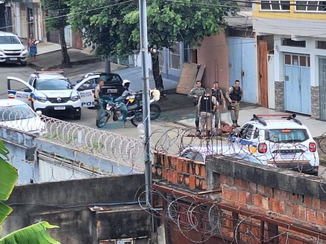 O momento que um dos autores foi preso no bairro Caravelas, em Ipatinga