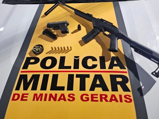 Armamento apreendido com motorista na MG-758 em Belo Oriente 