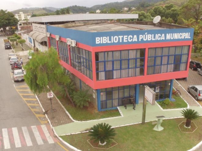 Obras literárias de escritoras ficarão expostas de 7h às 18h nesta sexta-feira (7)