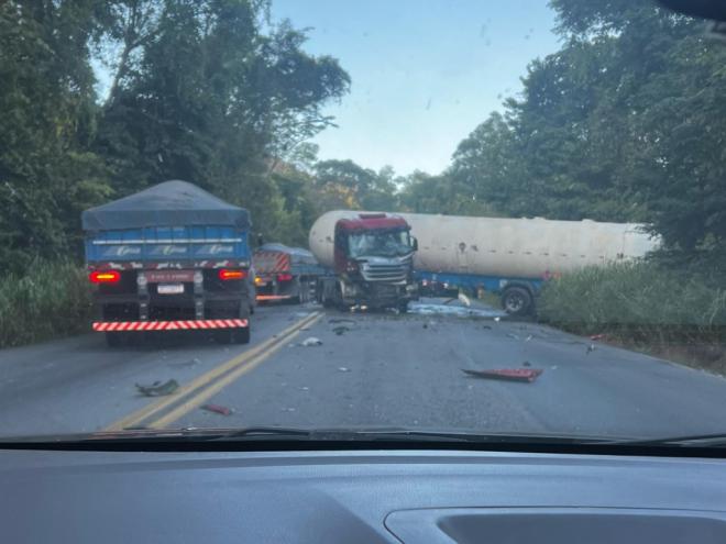 Acidente aconteceu na saída de Bela Vista de Minas para João Monlevade 