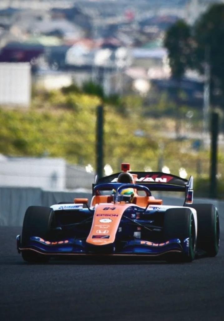 Em paralelo nesta temporada, Igor Fraga irá correr na categoria GT300, no campeonato Super GT do Japão, que é a principal categoria de carros de turismo do país