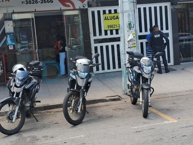 O momento da abordagem ao suspeito no bairro Cidade Nobre na manhã desta terça-feira