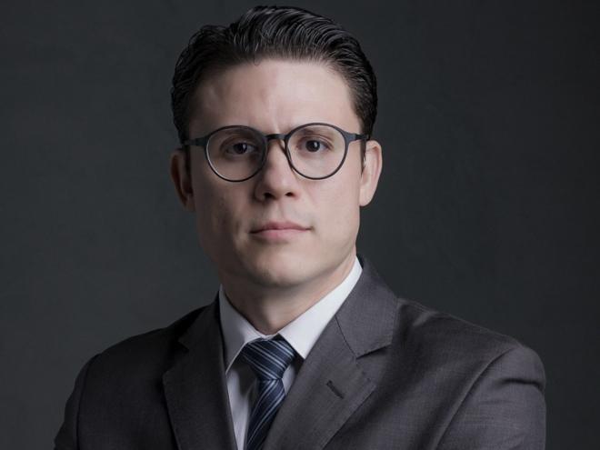 O diretor do Procon de Ipatinga, Diego Castro, faz recomendações às pessoas que eventualmente tenham sido prejudicadas com o cancelamento dos voos da Voepass