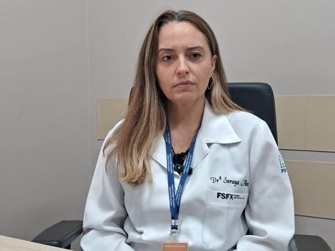 A otorrinolaringologista da FSFX, Soraya Alves, explica como a transição de estação impacta diretamente a saúde respiratória