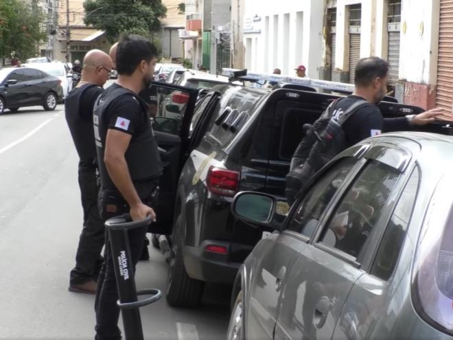 Segundo nota da PCMG, operação teve como foco desarticular 'organização criminosa' instalada na Prefeitura de Caratinga