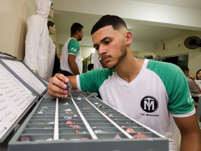 Prazo de inscrições da 2ª chamada vai até sexta-feira (4/4), com a oferta de mais de 6,5 mil vagas gratuitas em cursos profissionalizantes