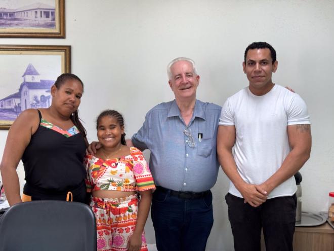 A publicação do médico destacará os detalhes do procedimento cirúrgico bem-sucedido em uma criança de dez anos