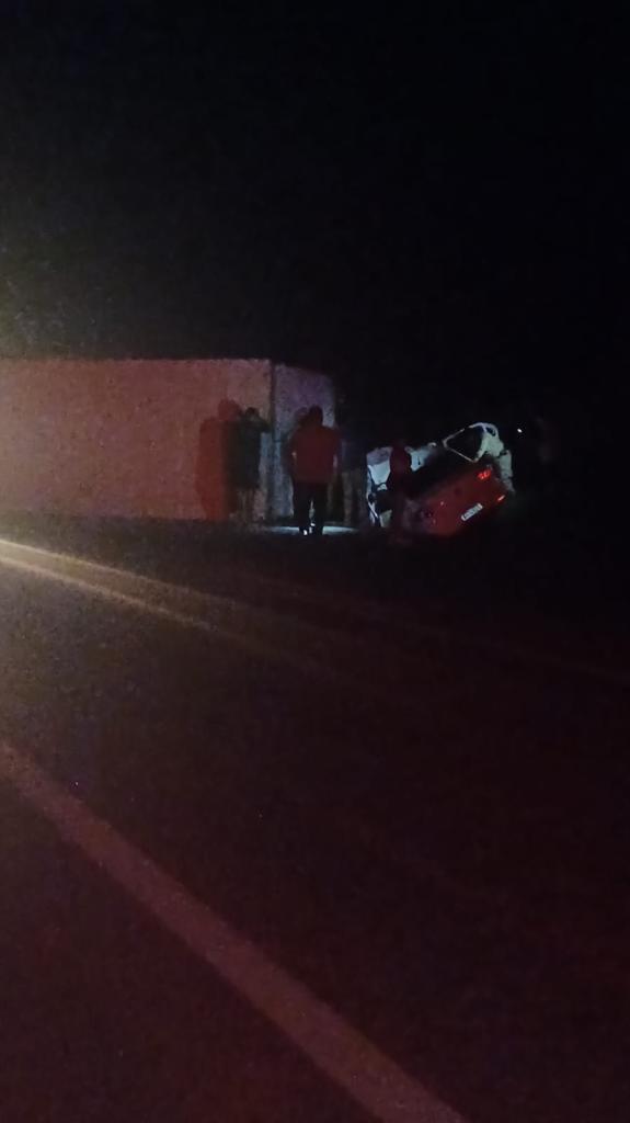 Pista ficou interditada nos dois sentidos