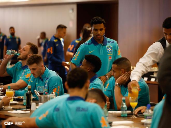 Treinador para a seleção brasileira ainda não foi decidido, mas anúncio deve ocorrer nas próximas semanas