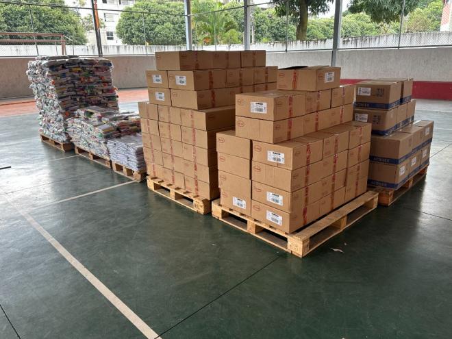 Os kits serão entregues para cerca de sete mil alunos 