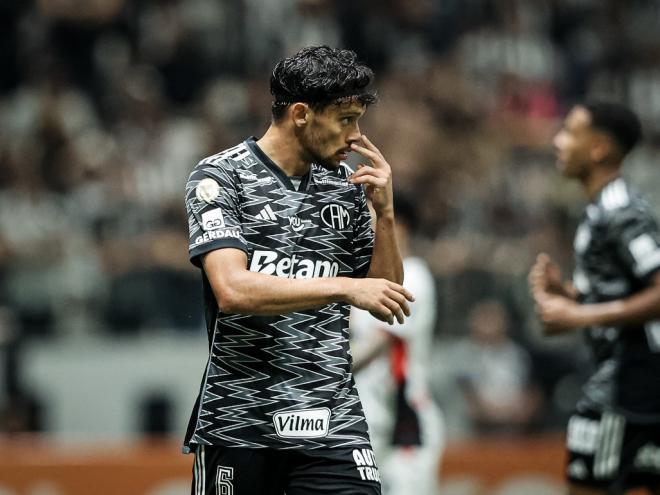 Scarpa vai voltar ao time titular nesta rodada de Brasileiro