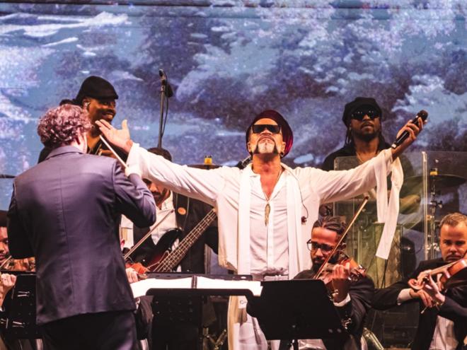 Carlinhos Brown e se Orquestra Ouro Preto apresentam pela primeira vez em BH