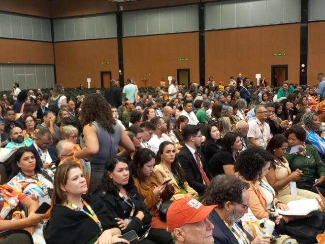 A conferência contou com a participação de mais de 3 mil pessoas 