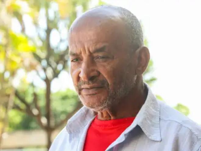 Aposentado do INSS João Lino dos Santos foi diretamente nas agências dos Correios para consultar seu benefício 