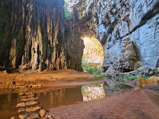 Lugar pré-histórico no norte de Minas Gerais reserva uma surpresa em cada gruta ou caverna 