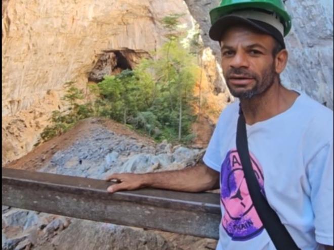 Agora condutor, Juscelino Nery, voltou à sua terra natal, Januária, depois de trabalhar fora, na construção civil