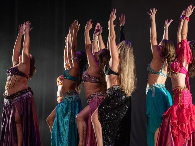 Espetáculo de dança ''Ritmos do Ventre'': contagiante