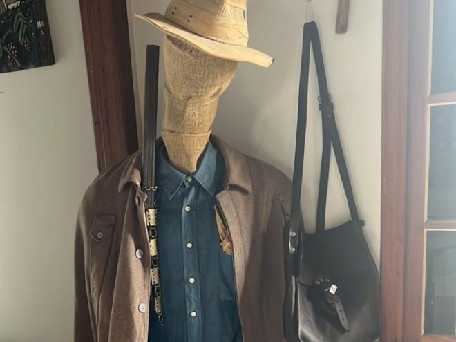 Trajes típicos ajudam a preservar costumes da região