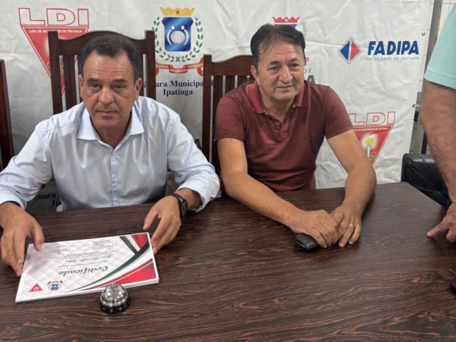 Silvestre Antônio Ferreira e Nilson Pereira presidiram a mesa do prestigiado evento