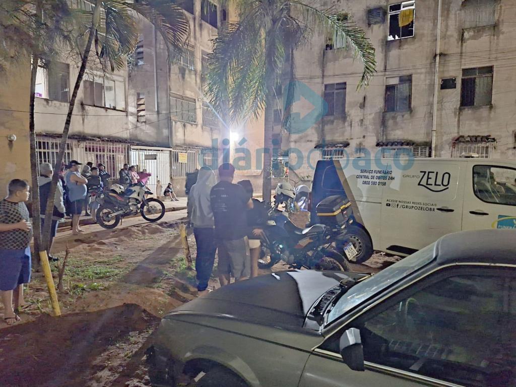 O homicidio foi praticando quando a vitima voltava do trabalho para sua residência no conjunto habitacional localizado na avenida Ana Moura 
