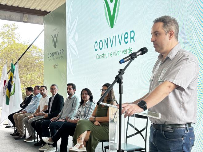 O diretor Jurídico da Usiminas, Guilherme Poggiali, reforçou durante o evento que a Usiminas está comprometida, desde a sua fundação, em crescer e se desenvolver juntamente com a cidade e sua comunidade