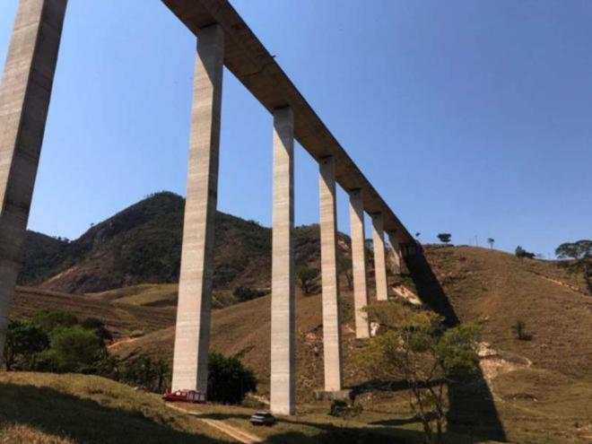 Diretor da Nova 381, Marcelo Boaventura, afirmou que nos próximos 90 dias deverá ser feita uma obra do Viaduto da Prainha, para liberar o tráfego e, desta forma o túnel Prainha, hoje em mão dupla, voltará a ser usado como mão única, ampliando a capacidade de passagem de veículos de grande porte 