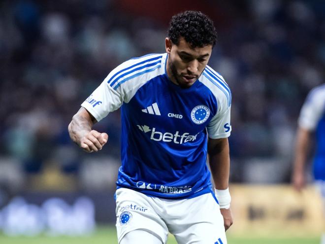 Lateral William vai substituir Fagner, ainda fora por causa de pancada no tornozelo