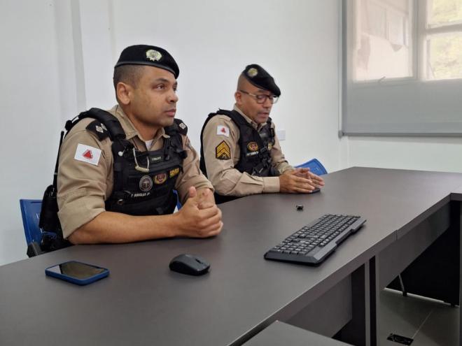 Dados foram apresentados pelo capitão PM Douglas Tomaz, ao lado do sargento Ramon Pires