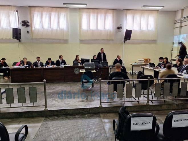 Réus responderam apenas perguntas de suas respectivas defesas. Nesta sexta-feira terá o debate entre MP e advogados e o desfecho do caso