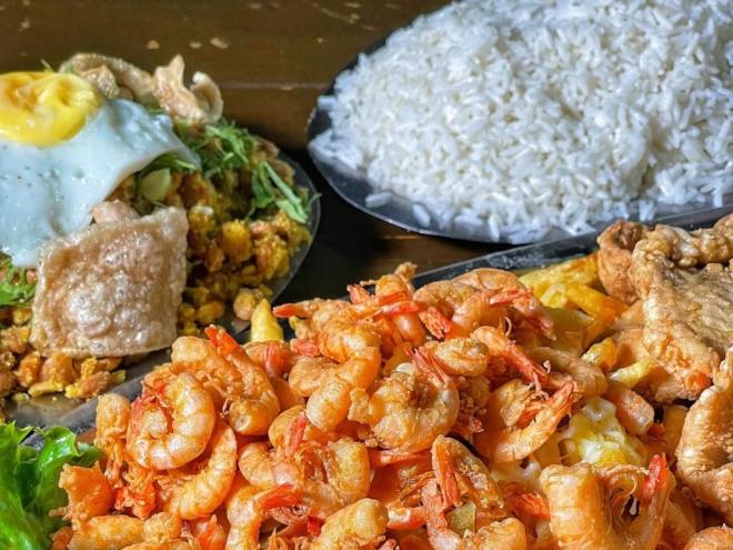 Com variedade em seu cardápio, o seu restaurante oferece um misto entre a comida mineira e baiana