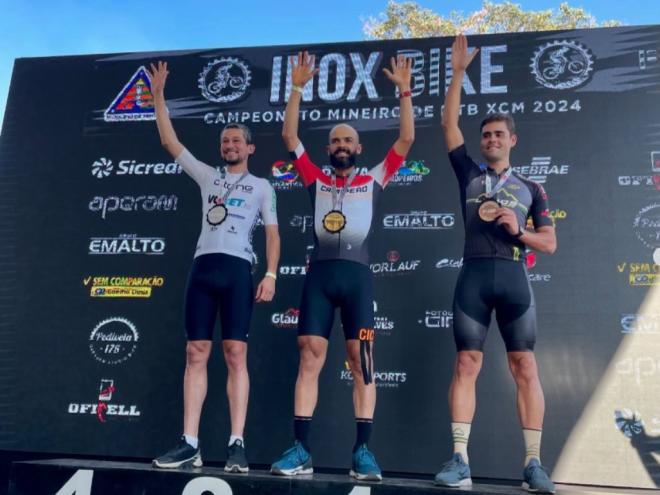 Em 2024, Tiago se consagrou campeão mineiro de XCM na categoria Master A2, em Timóteo