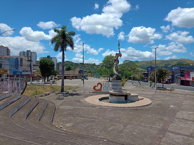 Evento ocorre a partir das 9h deste sábado, na Praça da Estação em Coronel Fabriciano 