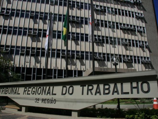 A empresa contestou também a condenação ao pagamento de indenização por danos morais. Mas a relatora confirmou a sentença por seus próprios fundamentos