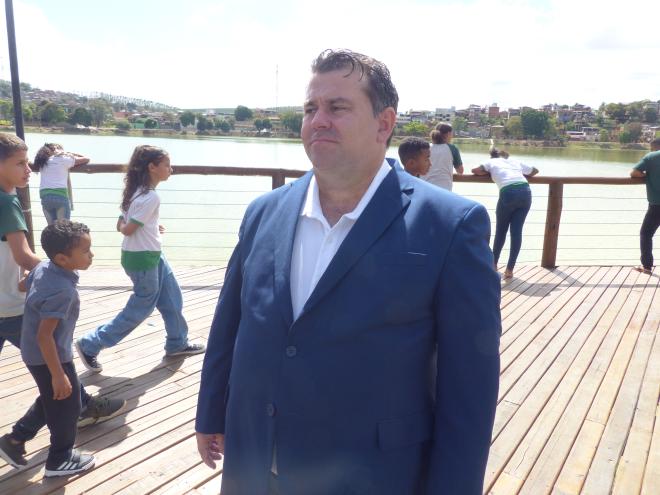 O prefeito de Ipaba projeta que as próximas duas etapas das obras na orla da lagoa devem ficar concluídas ainda este ano