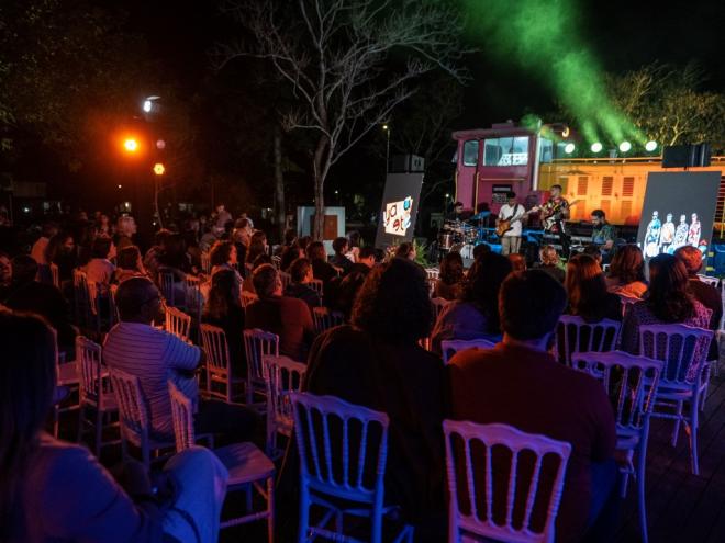 Jardim do Centro de Memória Usiminas recebe bom público