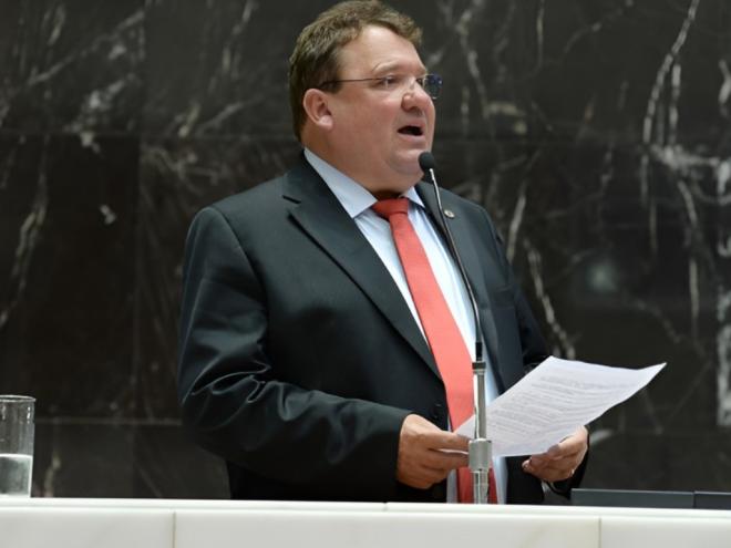 Deputado estadual busca aprimorar as condições de trabalho de entregadores de aplicativo em todo o estado
