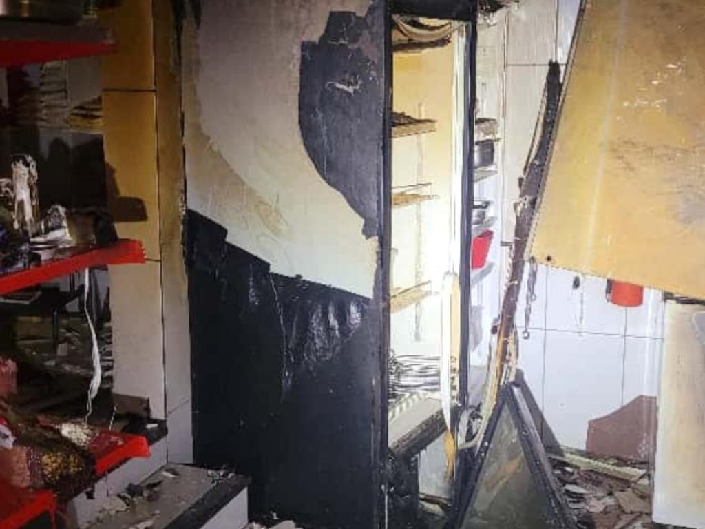 Diversos itens ficaram danificados no incêndio