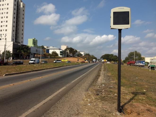 Rodovia já conta com controladores de velocidade em diversos pontos, inclusive no Vale do Aço