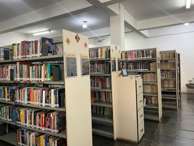 Biblioteca Municipal de Ipatinga também oferece alguns exemplares em Braille