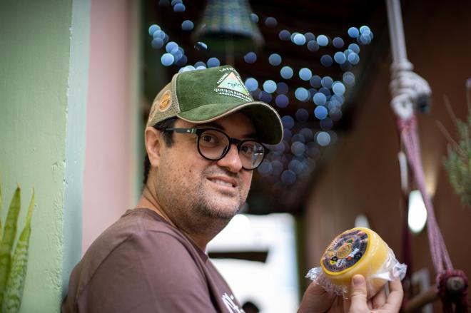 Nas mãos de Joaquim o queijo Lendário servido na coroação do Rei Charles