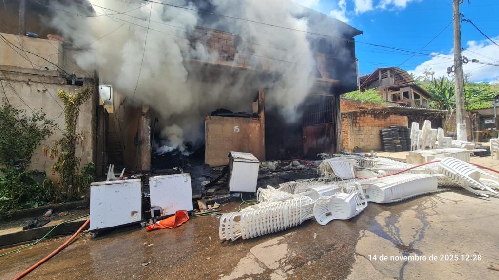 Empresa é especializada em locações de refrigeradores, congeladores, cadeiras, mesas e outros equipamentos para eventos 