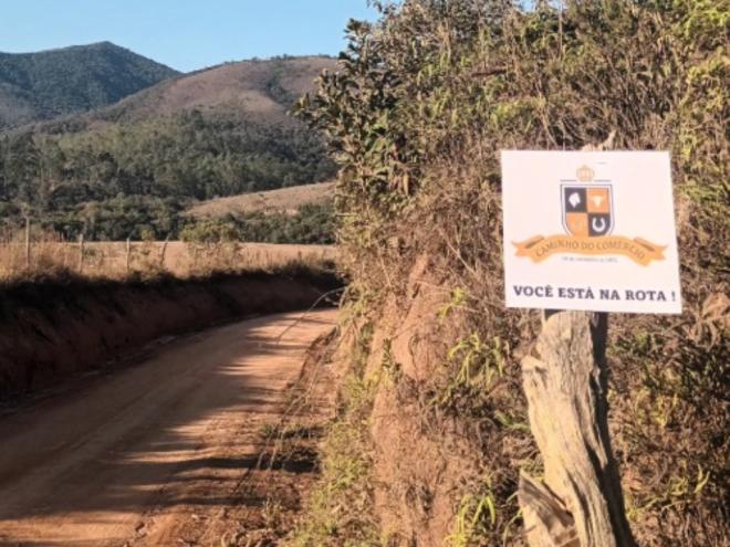 A administração municipal de Bom Jardim de Minas identificou o trajeto do Caminho do Comércio