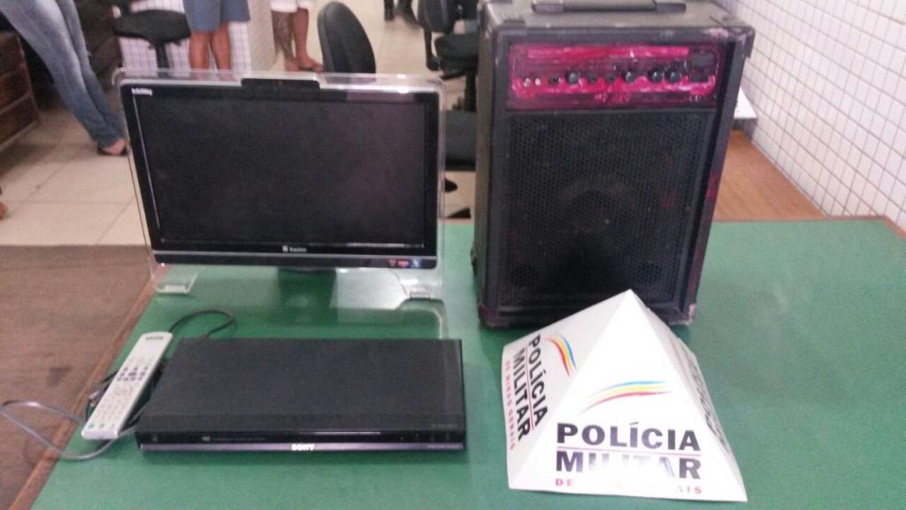Parte dos bens levados por bandidos, da casa de idosa, foi recuperada 