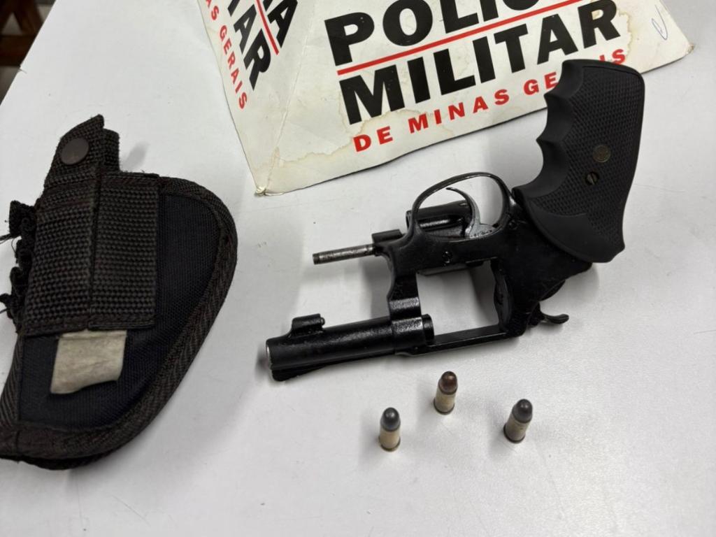 Revolver estava com numeração raspada, o que agrava a pena por posse ilegal de arma de fogo 