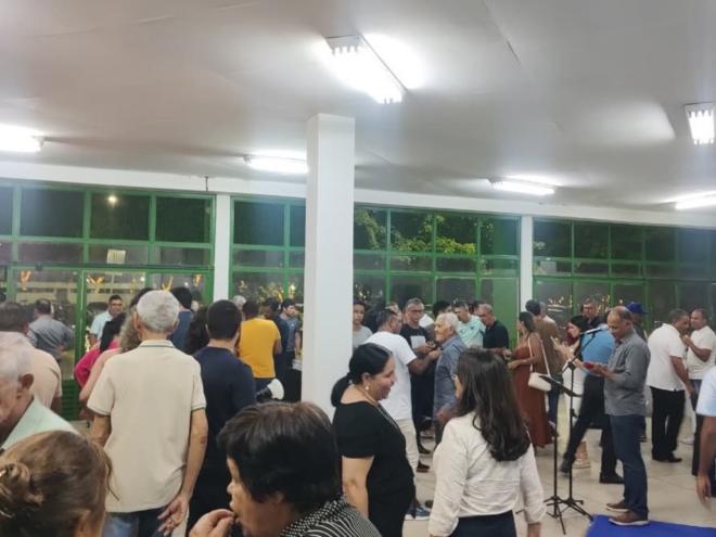 Evento no salão principal do Ipatingão foi concorrido